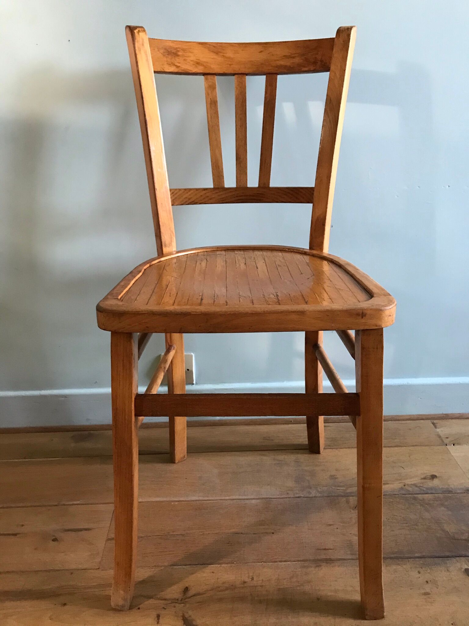 Vintage bistro chairs in natural wood marked luterma