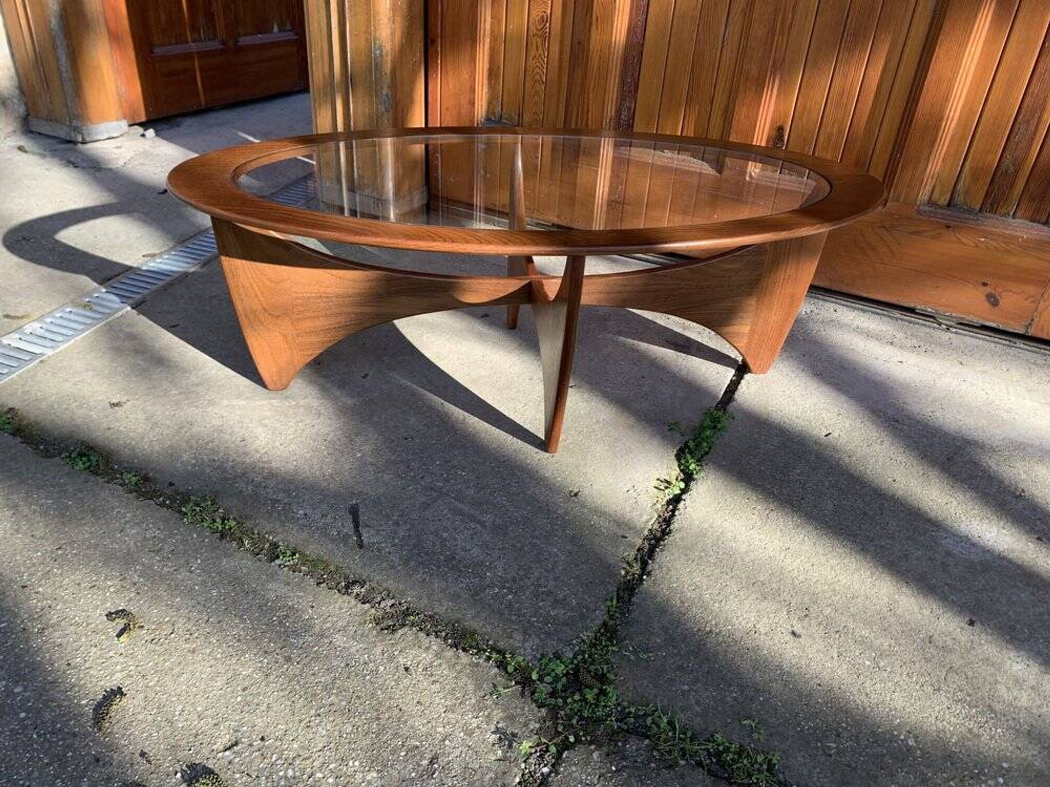 Astro oval coffee table in brown teak with glass top — Victor Wilkins, G-Plan (1960s)