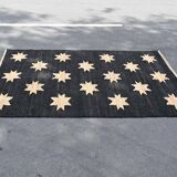 Handwoven wool and jute rug