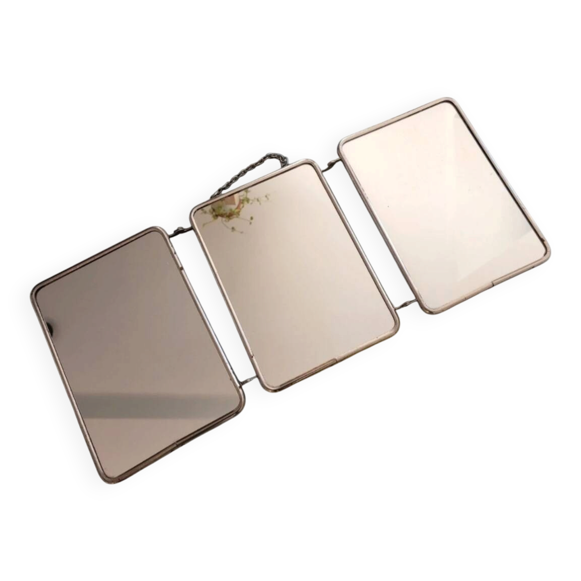 Barber's triptych mirror