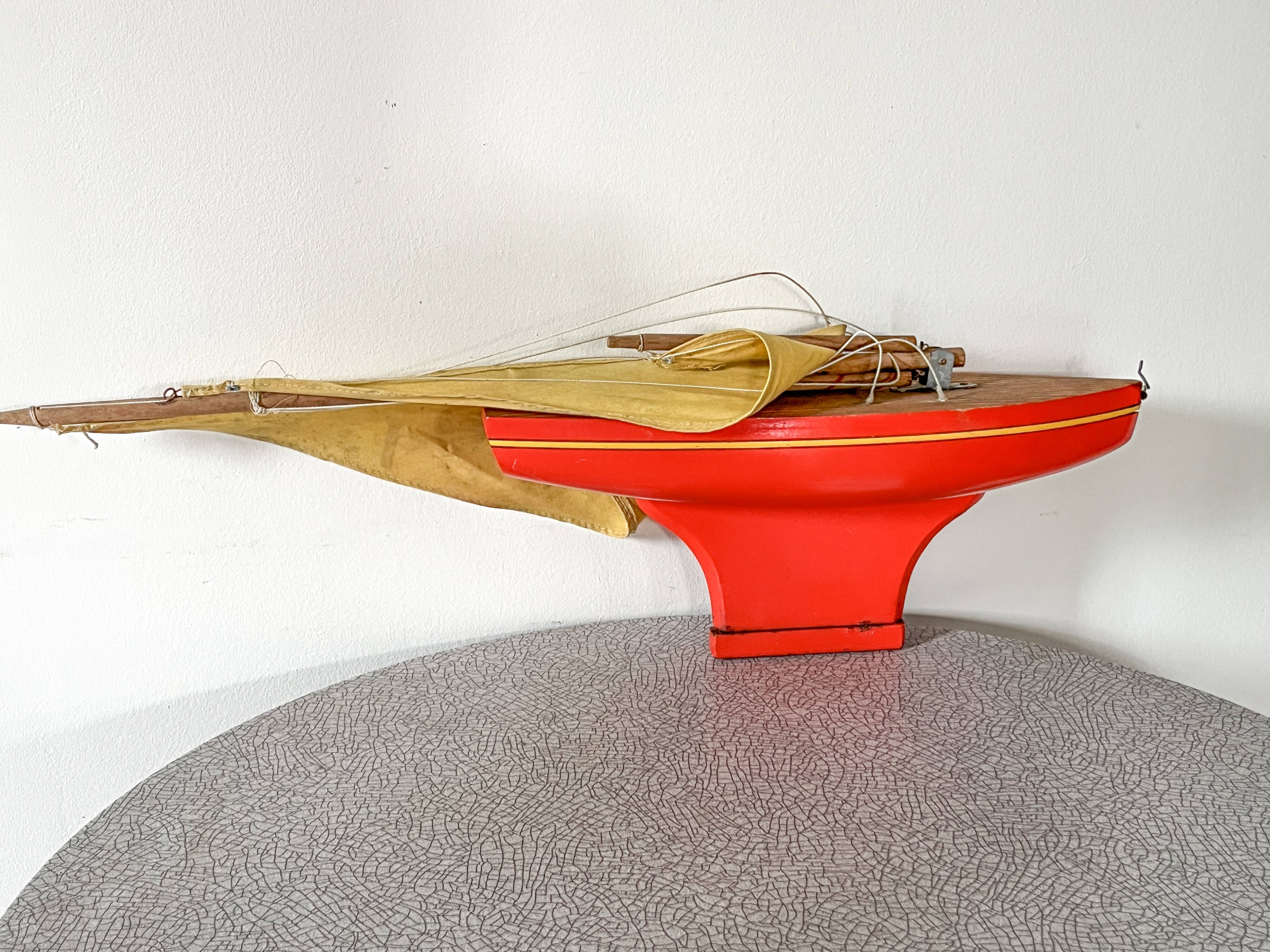 Tirot 401 wooden basin sailboat, vintage toy