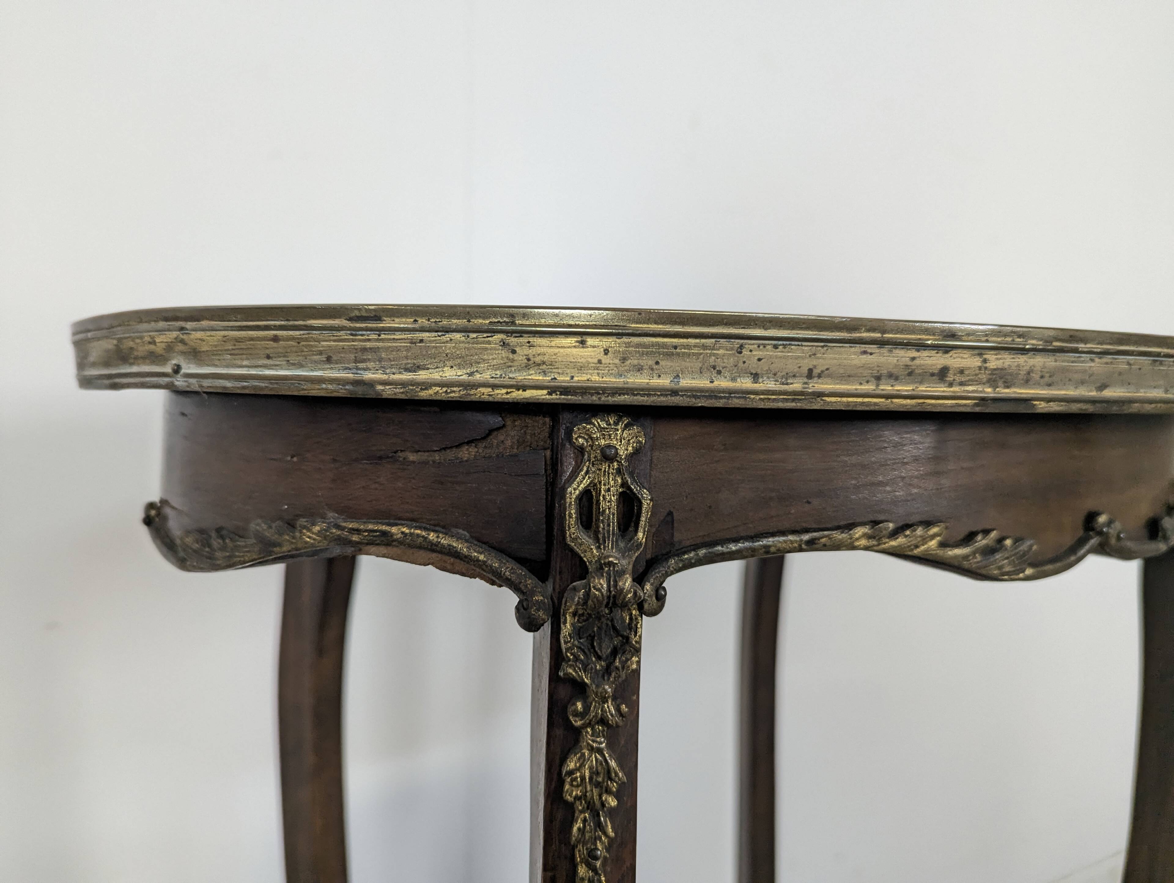 Louis XV style gueridon with bronze fittings
