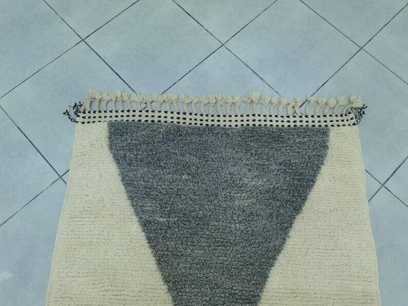 Authentic Moroccan wool rug handwoven, 250x150 cm