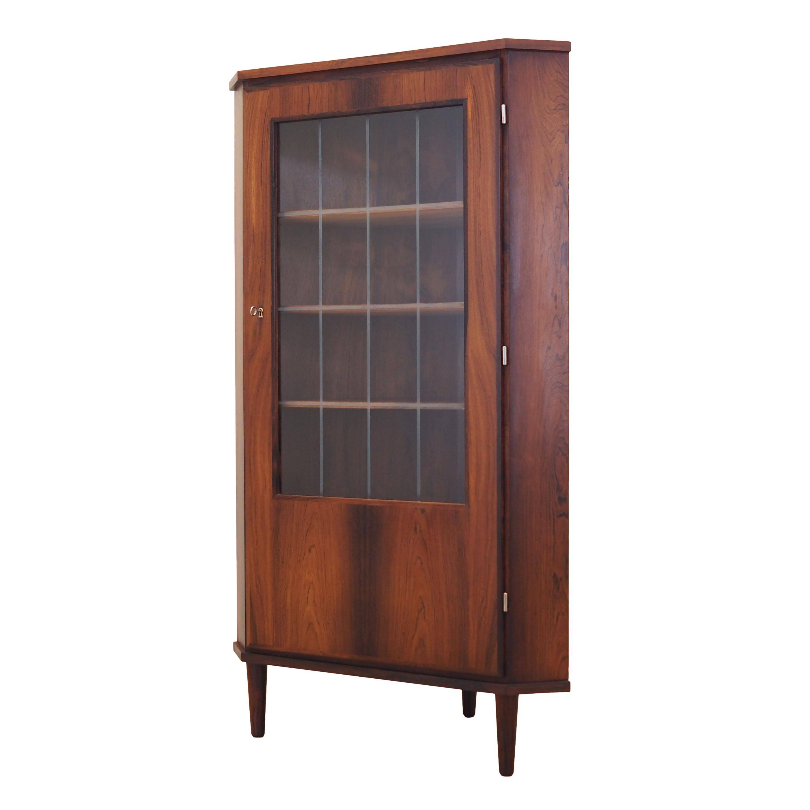 Rosewood showcase, Danish design, 1970s, production: Denmark