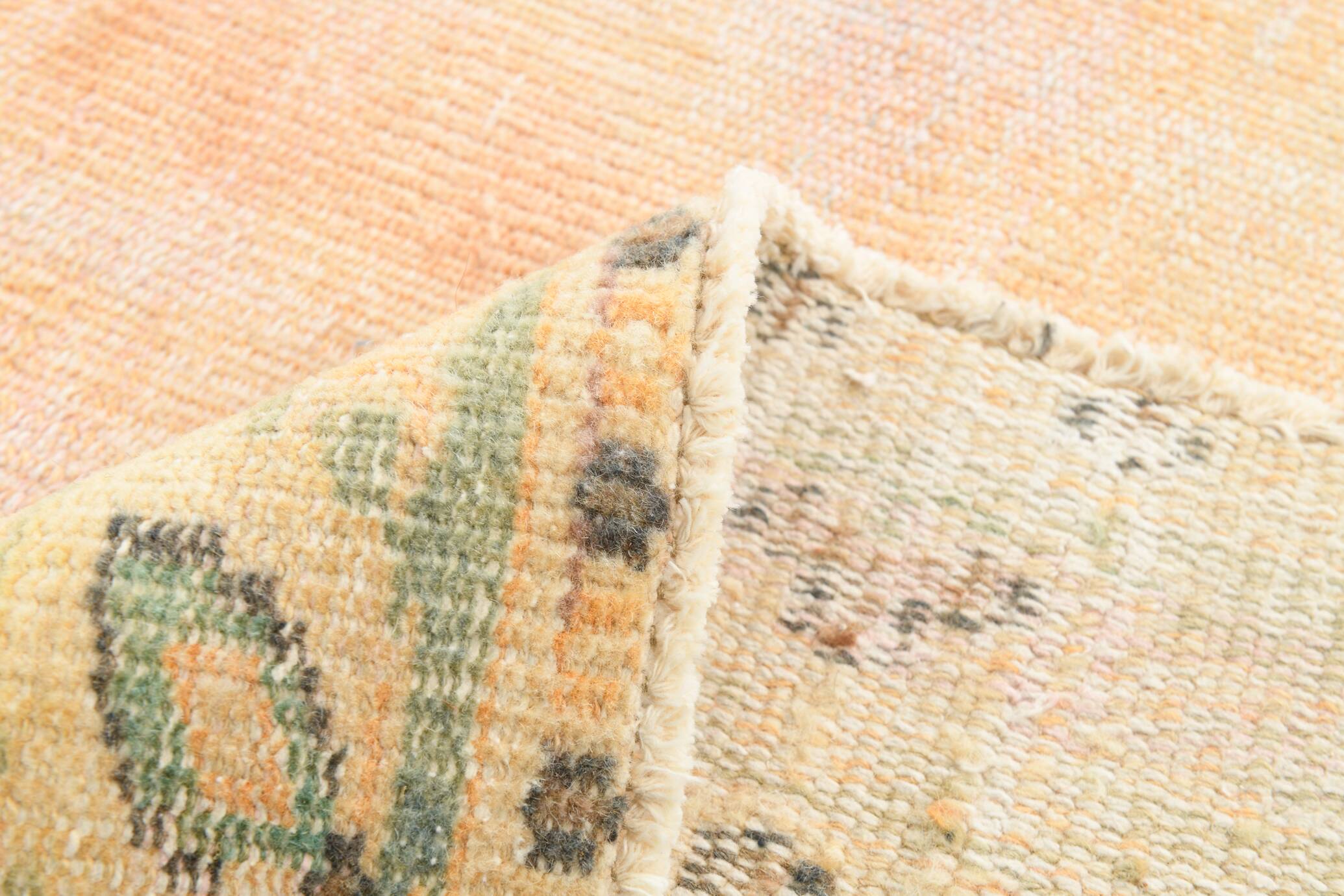 6x9 Vintage Cream & Orange Vintage Rug, 172x276Cm