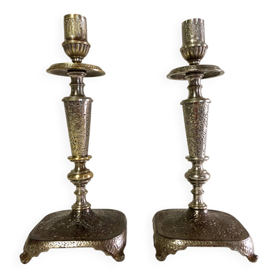 Paire de Bougeoirs Flambeaux Chandeliers Bronze Argenté Déco Atypique