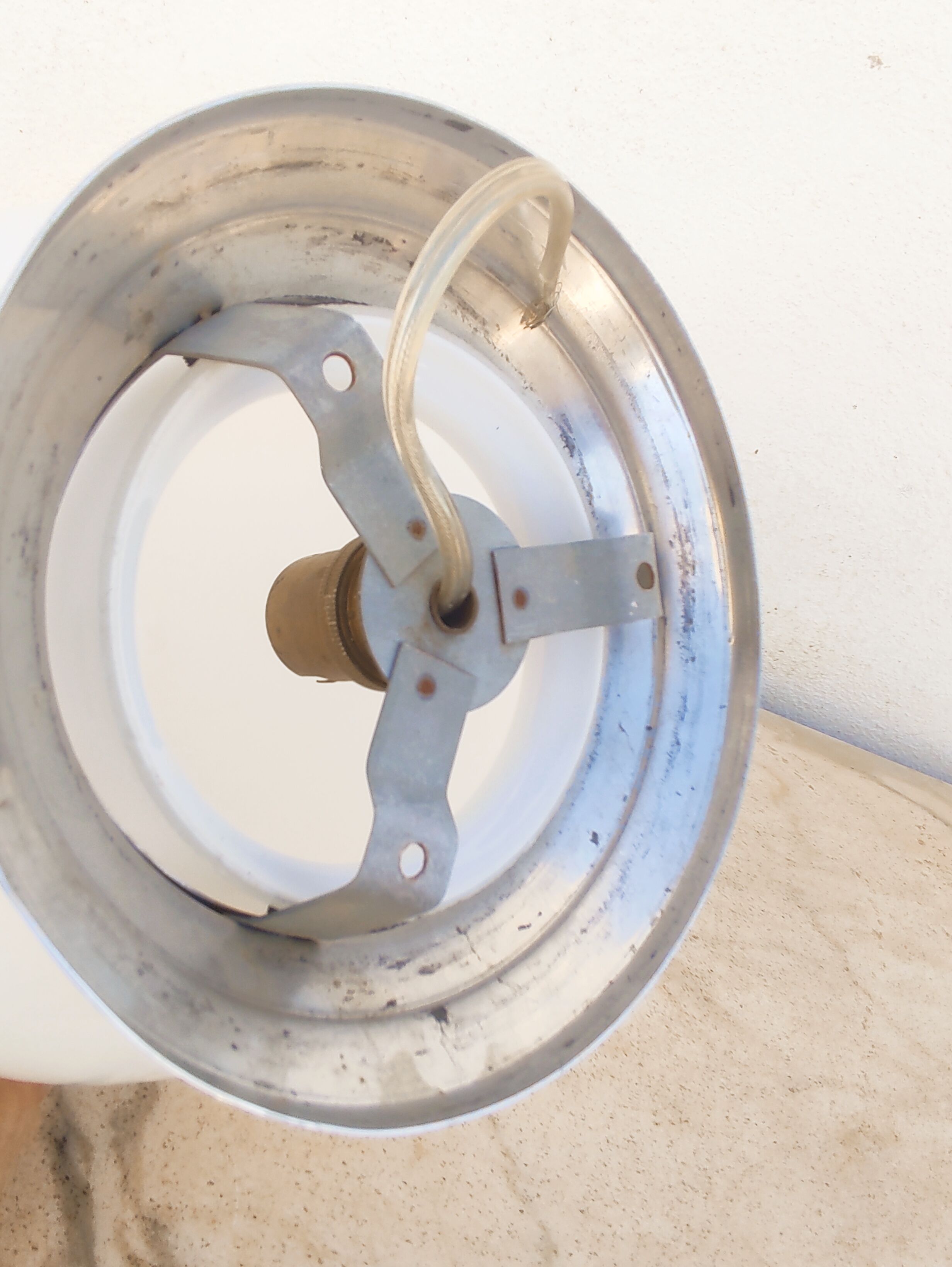 Art deco ceiling lamp with sphere