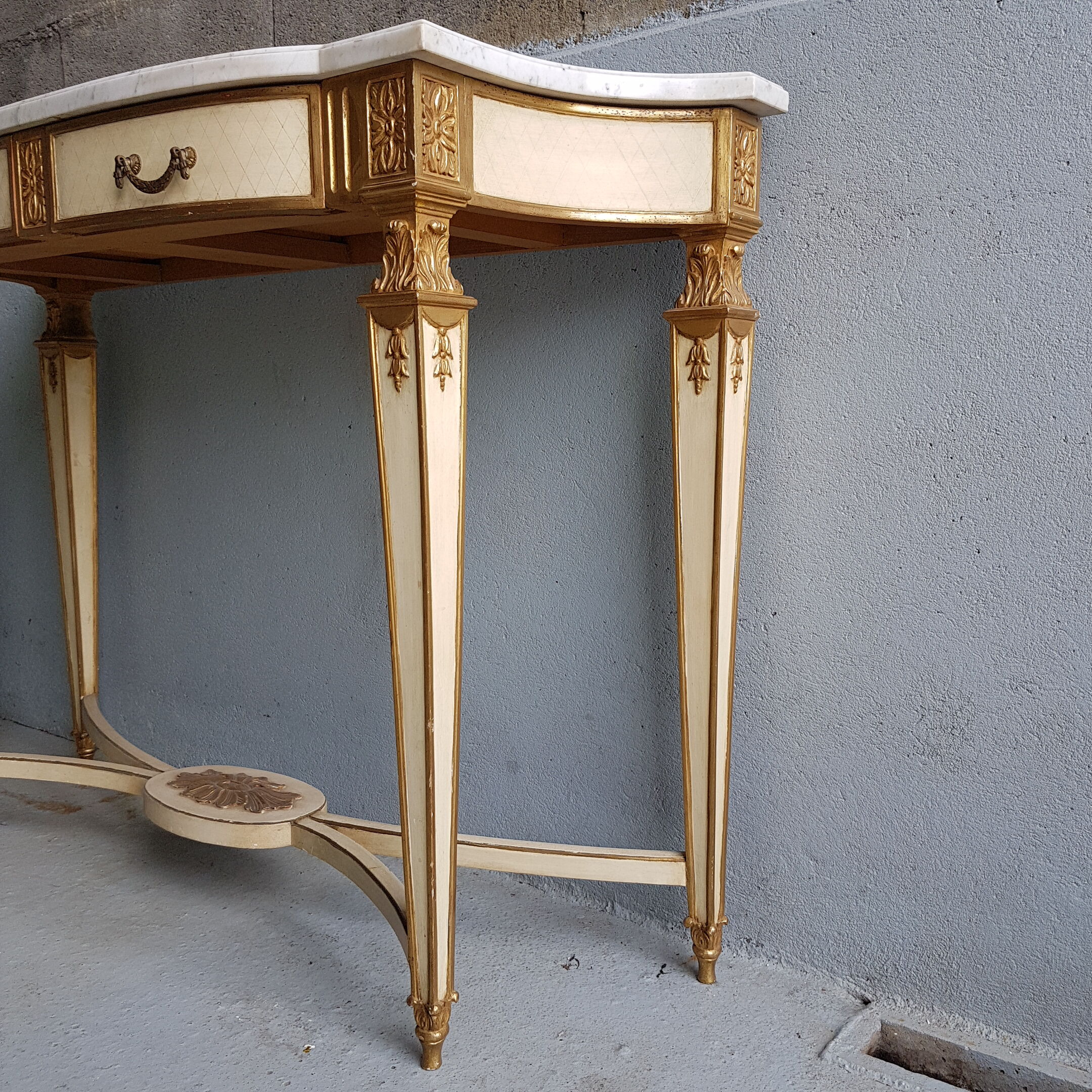 Console style Louis XVI