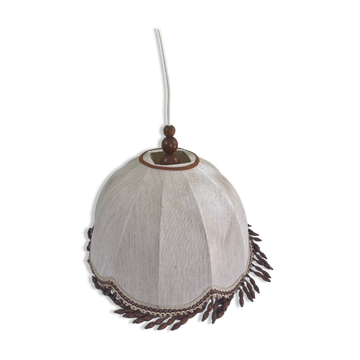 Vintage wooden bead suspension