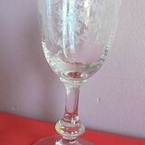 6 glasses of crystal liqueur St Louis including 1 signed chiseled motifs