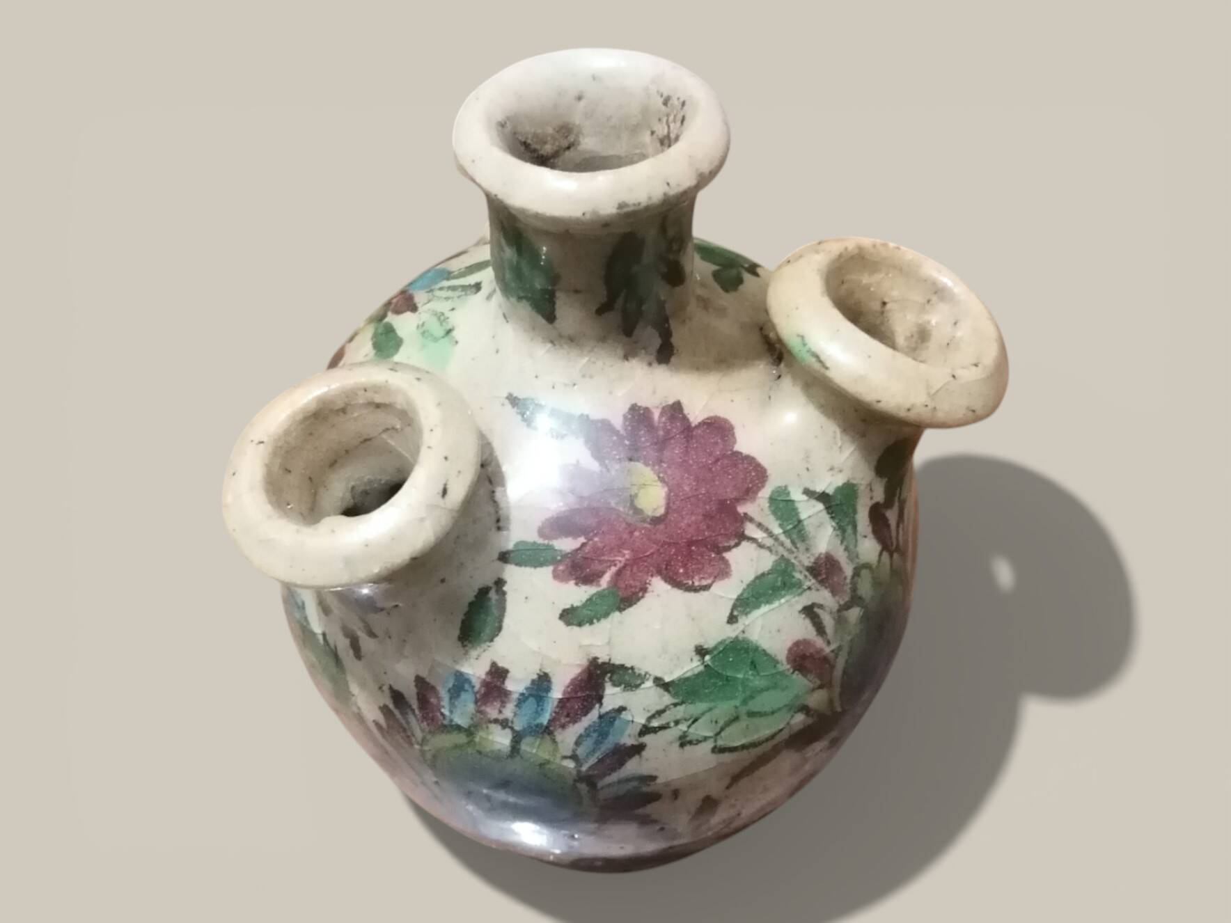 Antique flower vase in Iznik ceramic - Persia (Turkey/Iran) - Period