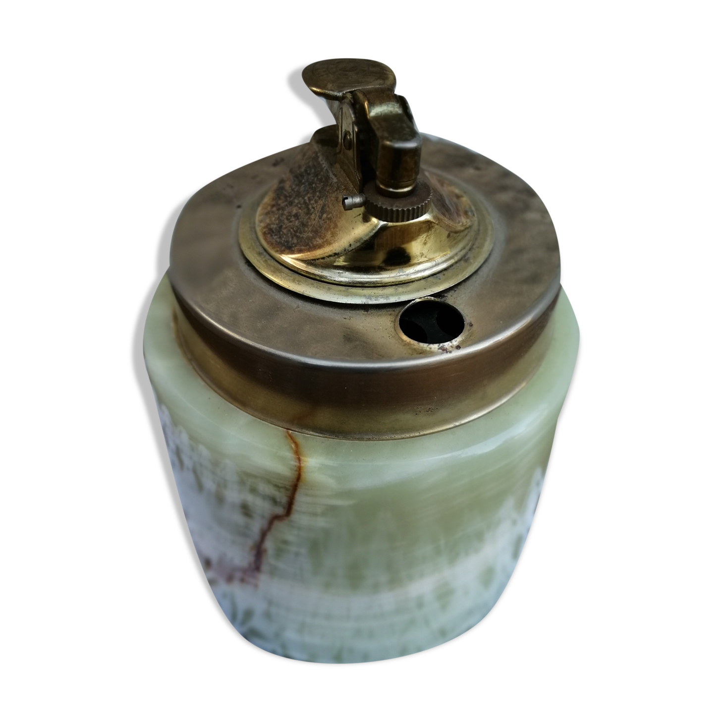 Lighter wears cigarettes