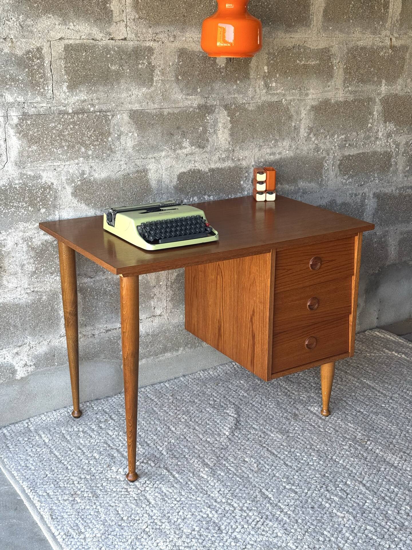 Bureau scandinave vintage en teck, 1960/70