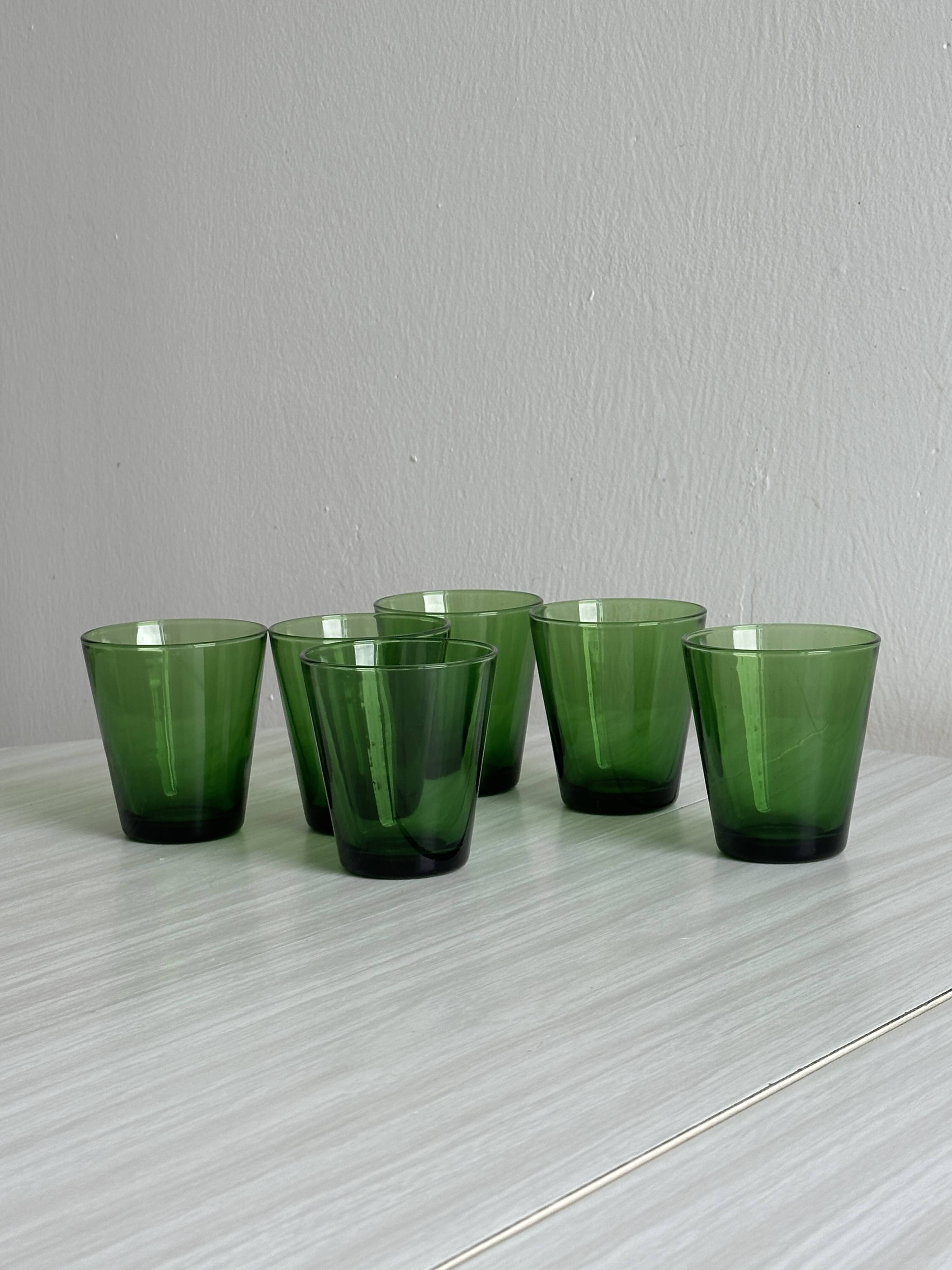 Set of 6 green water glasses, translucent thick glass