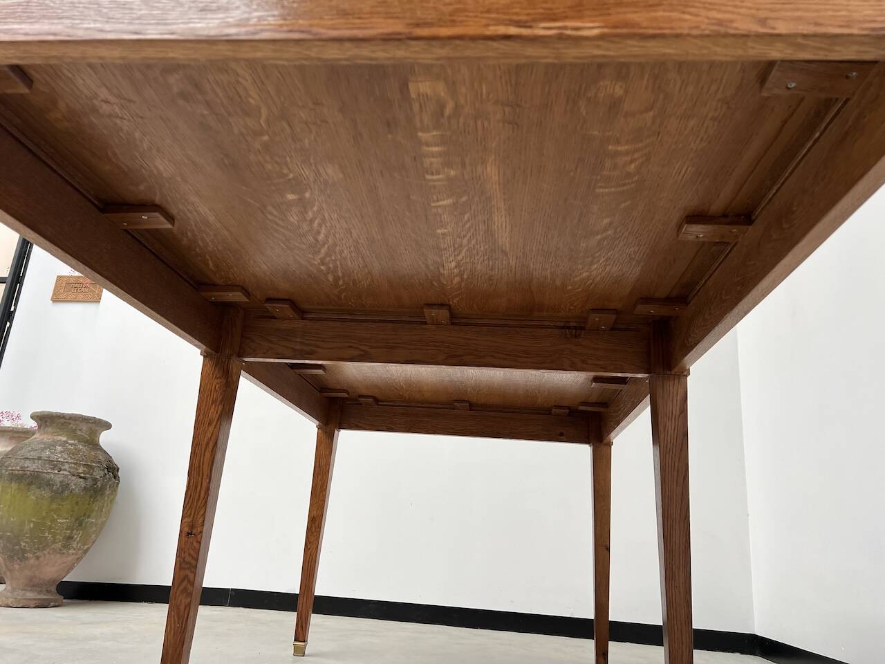 Small old oak farm table with 6 legs