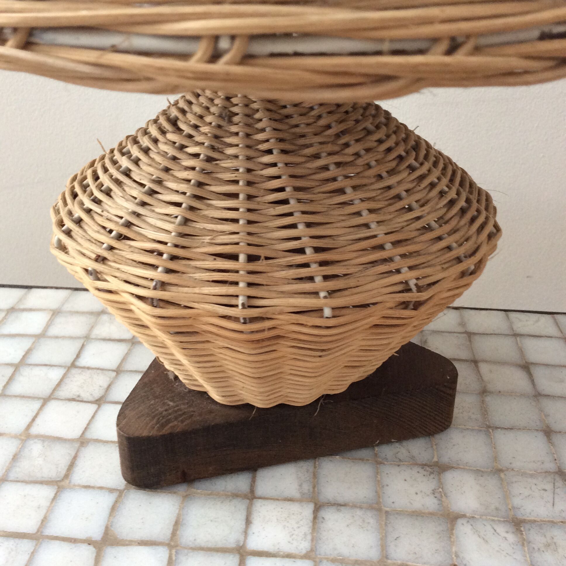 Vintage lamp from the 50s- 60s in rattan