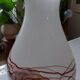 Vase boule en Opaline blanche pop art de Florence