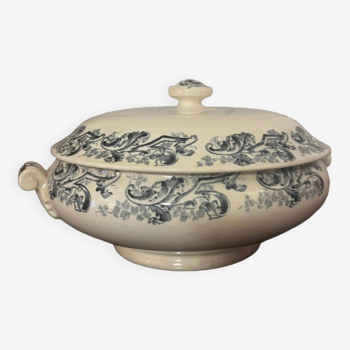 Old iron earth tureen