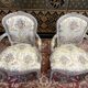 Paire de fauteuils cabriolets de style Louis XV
