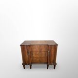 Italian art deco walnut chest of drawers, 1940s.