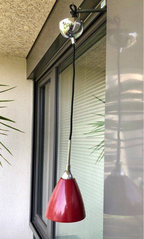 Long cable lacquered metal suspension