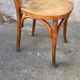 2 chairs Viennese bistro Thonet