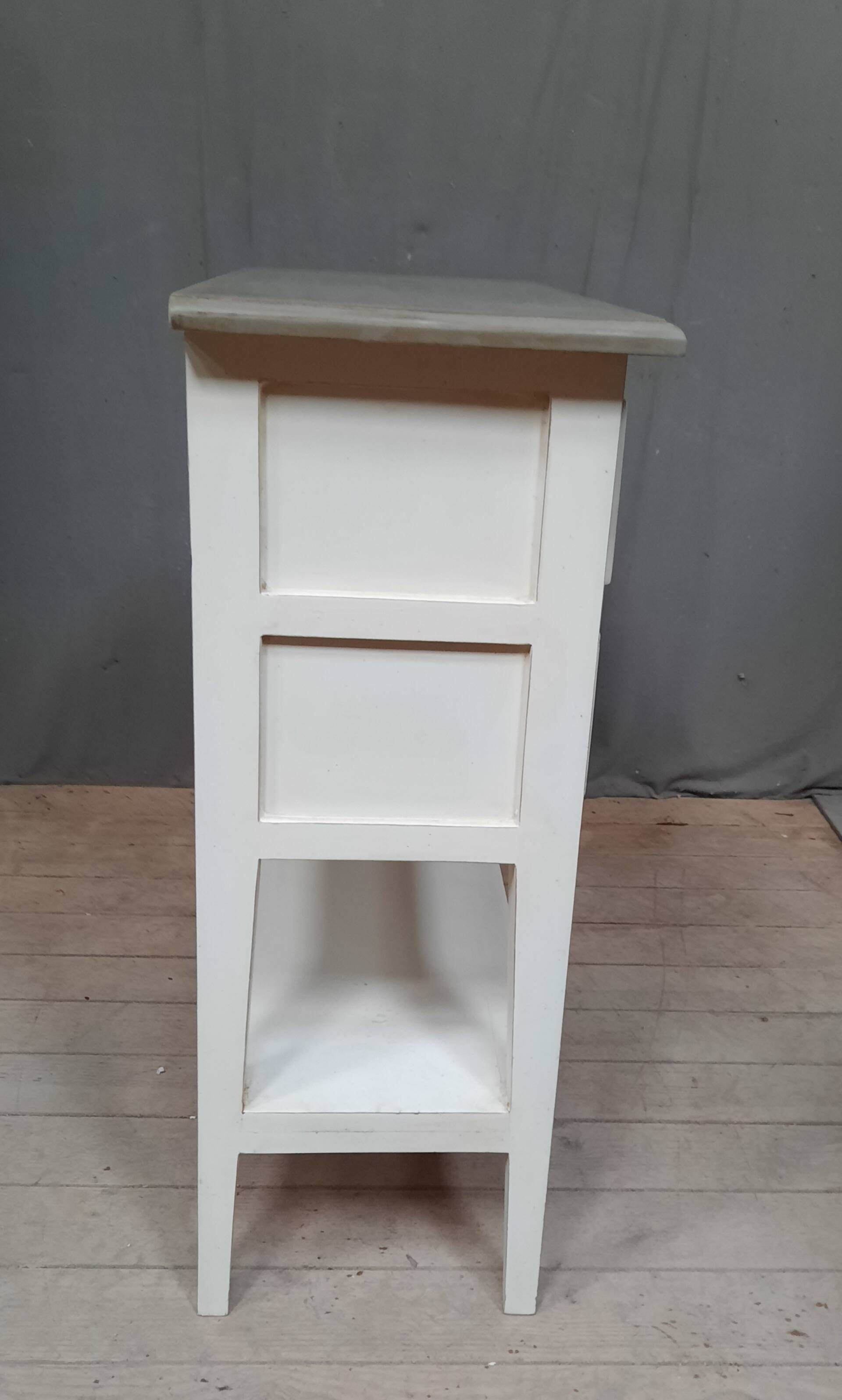 Painted cabinet with 3 drawers