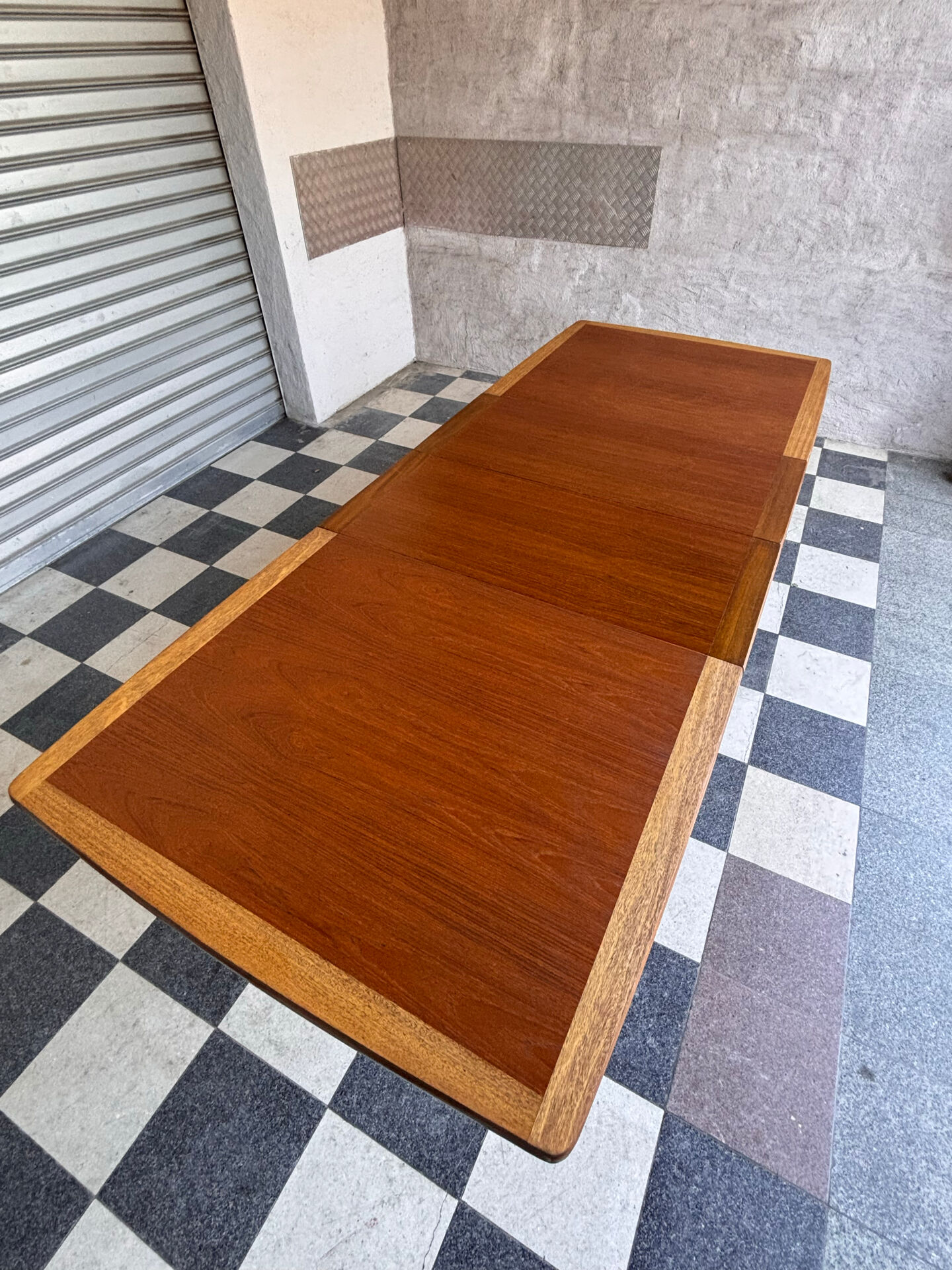 Grande table vintage