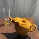 Théière éléphant vintage jaune