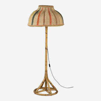 Lampadaire bohème en bambou et raffia, circa 1960