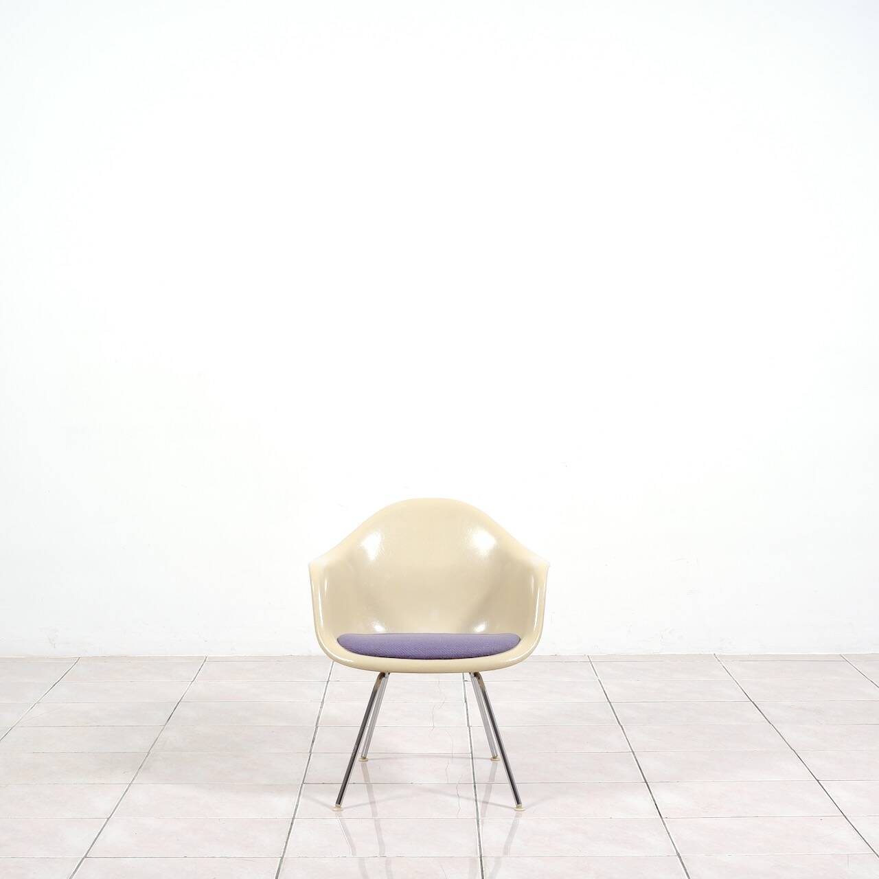 4 Eames DAX fiberglass lounge chairs with purple upholstery by Herman Mille