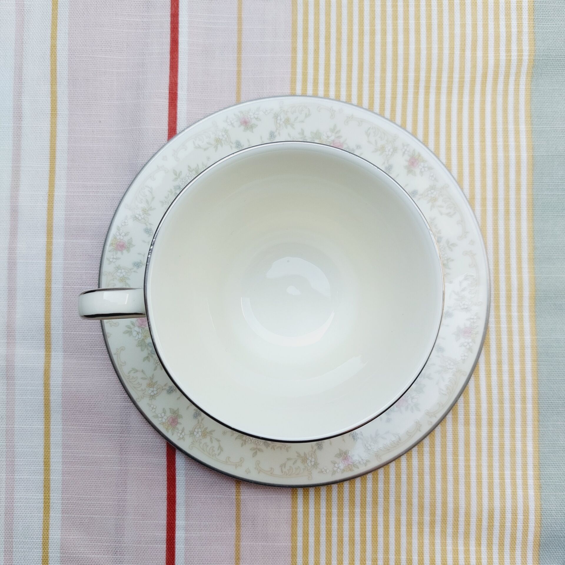Royal Doulton Romance Collection Diana Cup