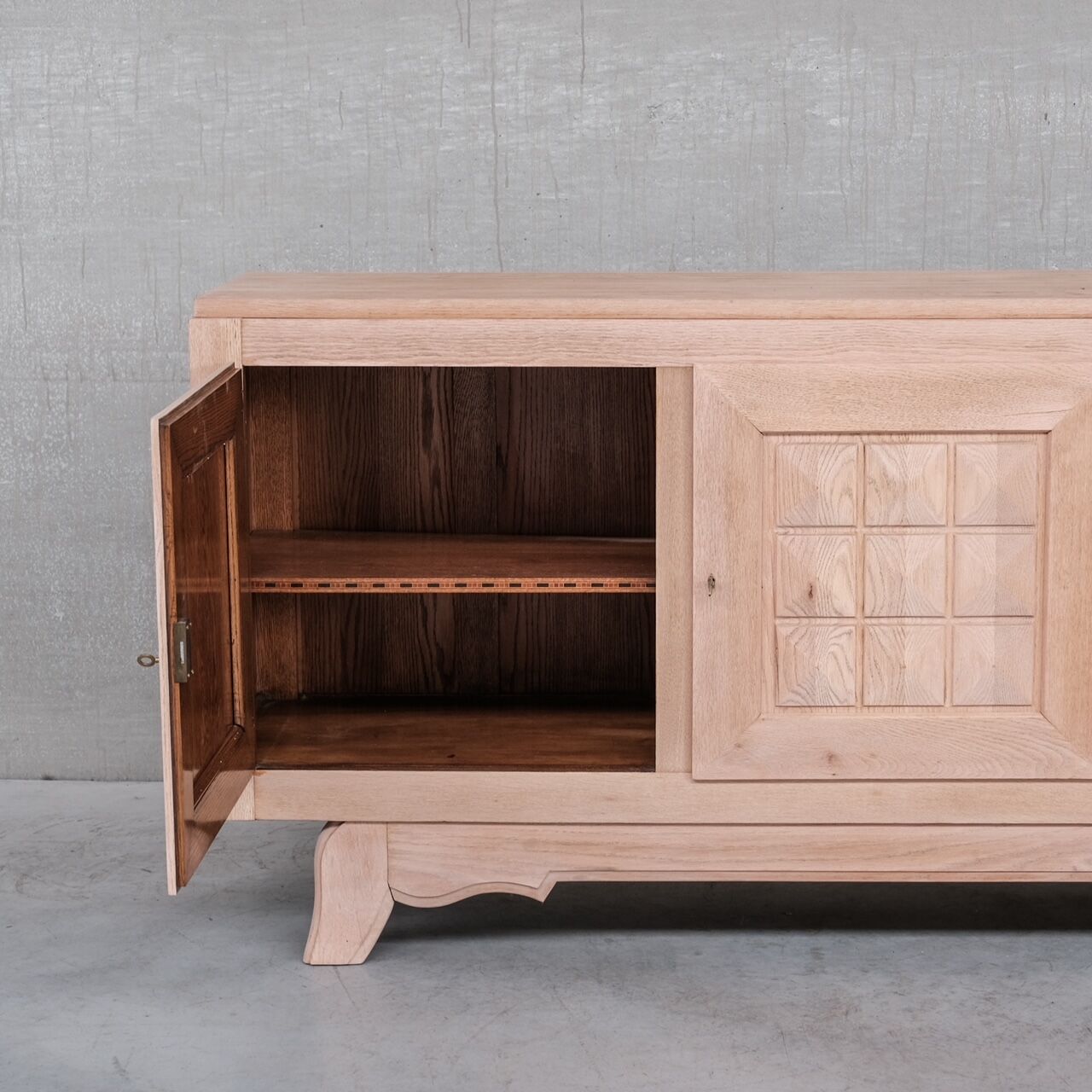 Sideboard