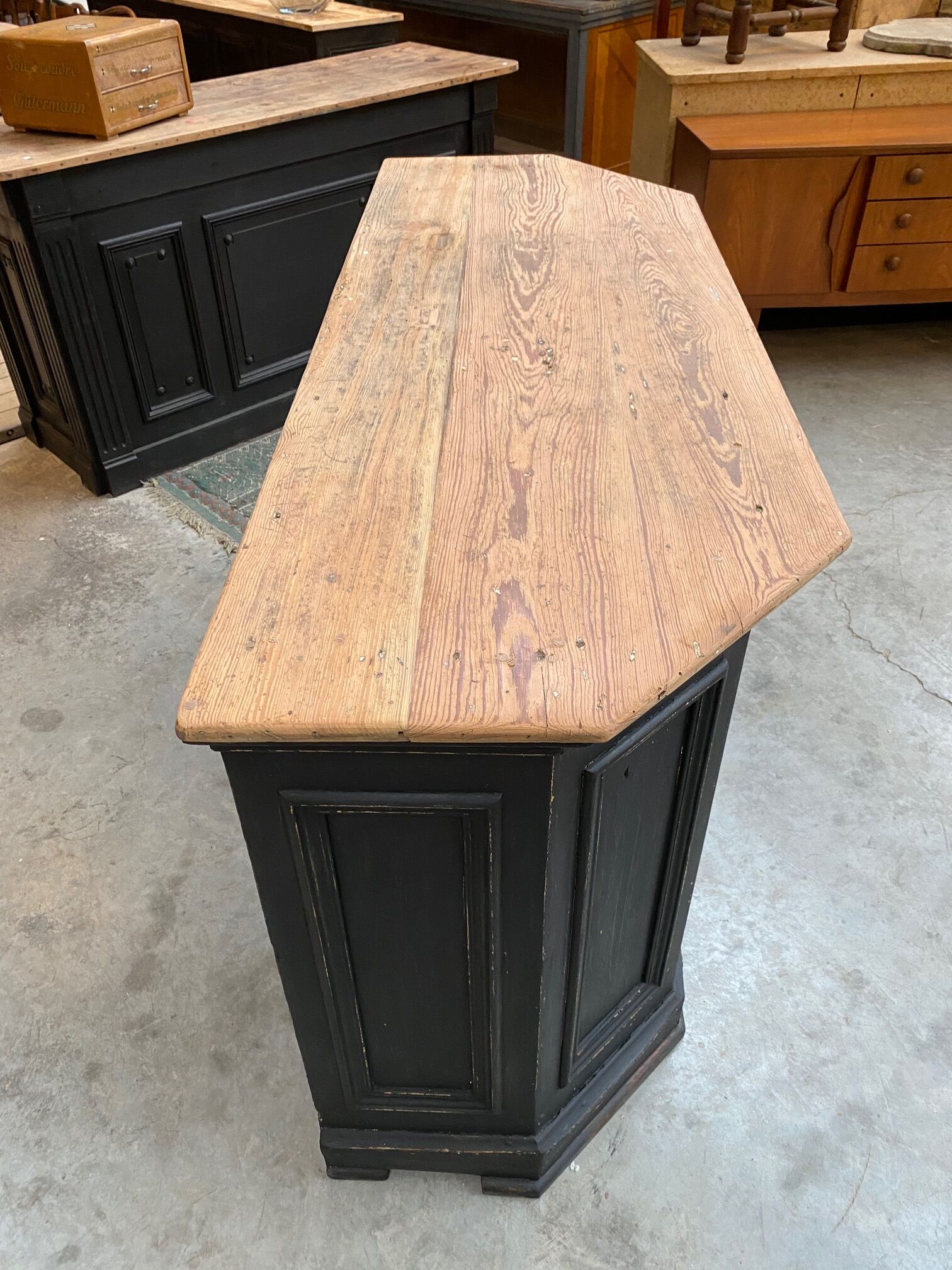 Counter / bar early XXth