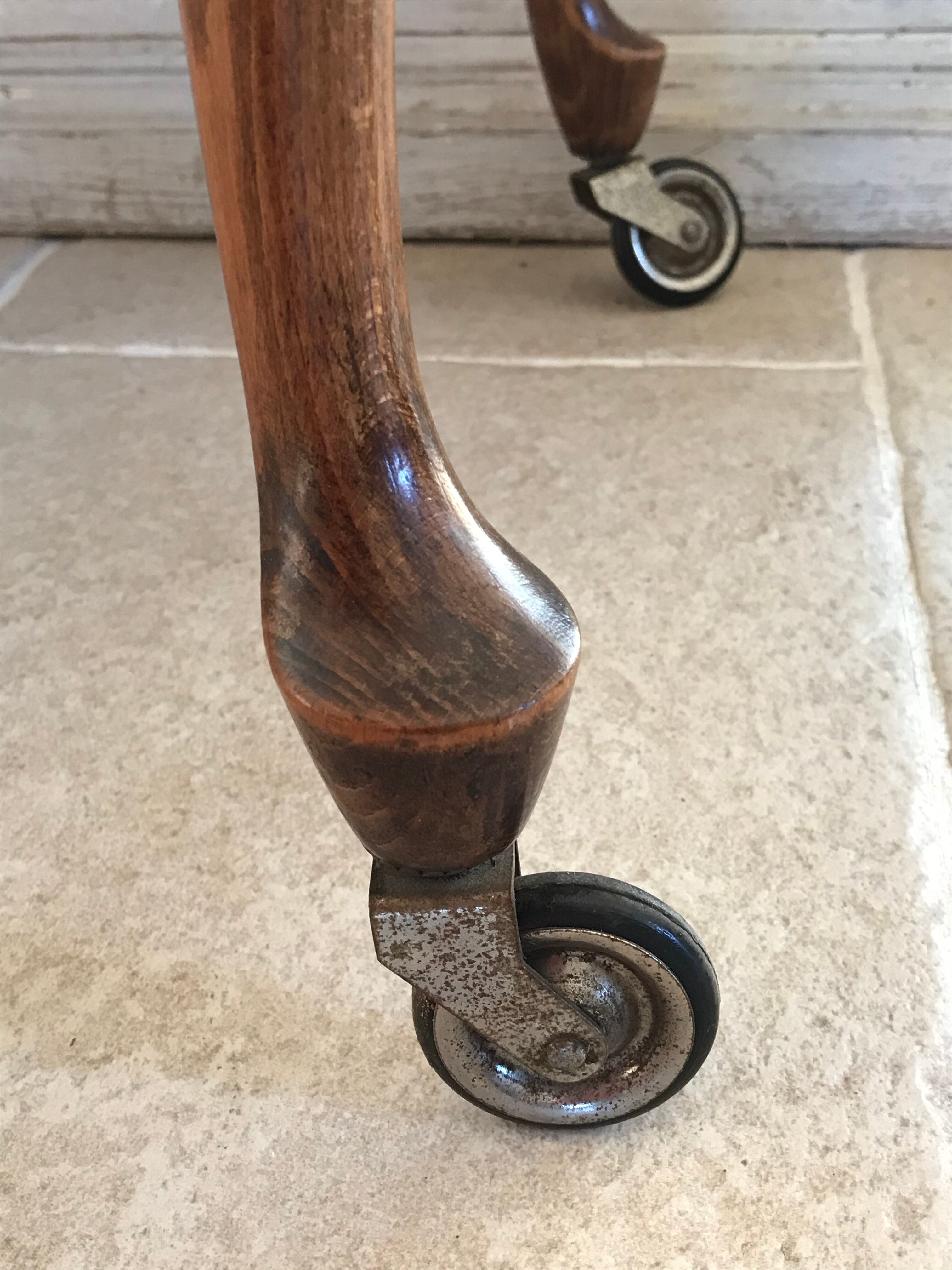 Wooden wheeled dessert