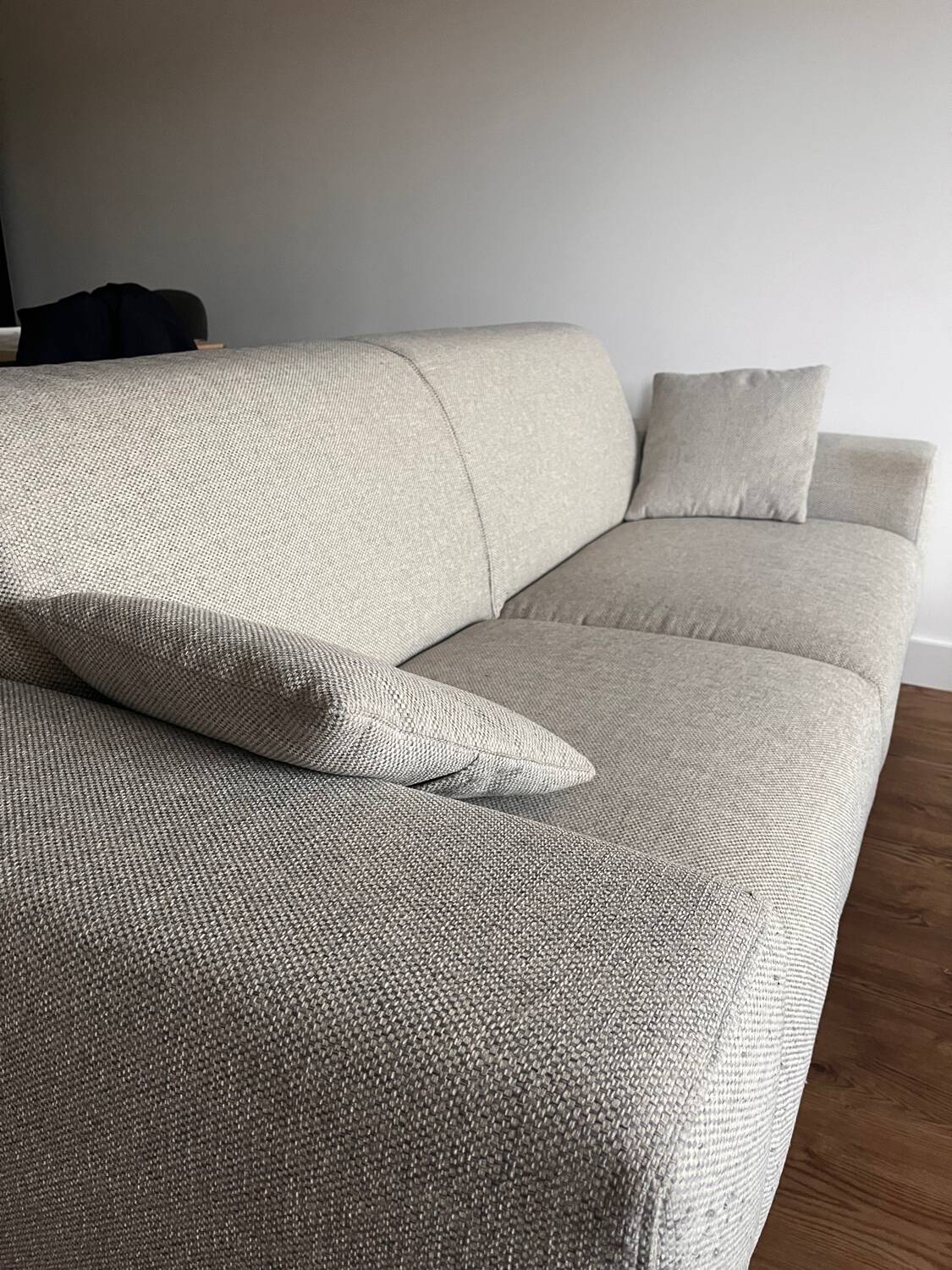 Canapé gris en tissu (214 cm)