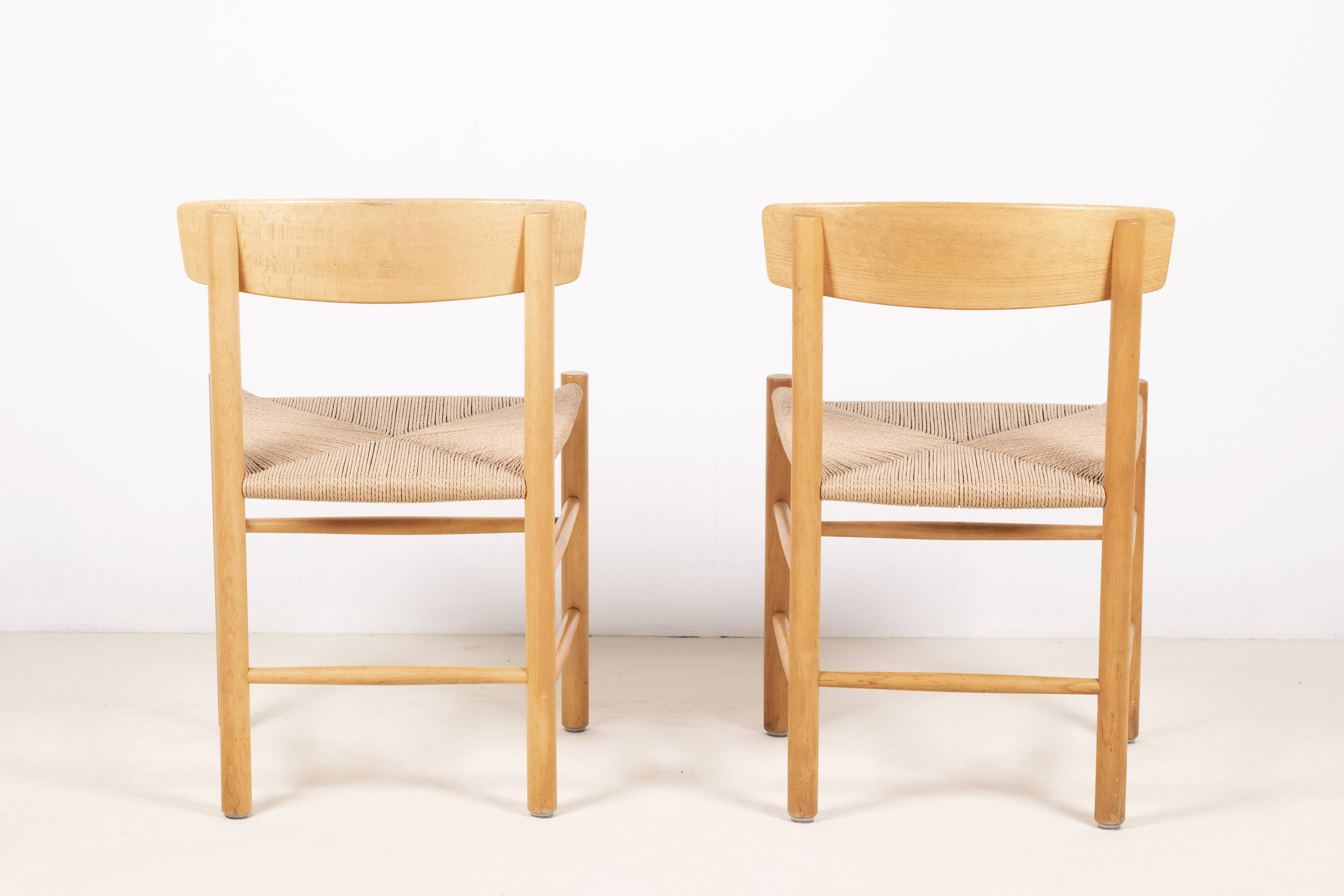 2x Børge Mogensen J39 People's Chair in Beech, 1970s Denmark