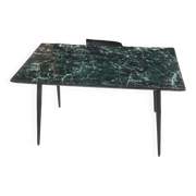 Vintage resin coffee table with a marble effect.