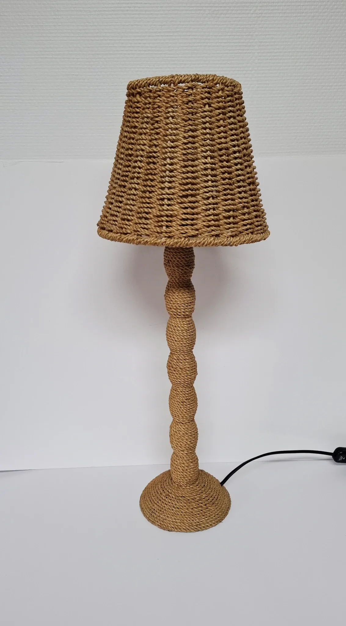 Rope lamp brutalist style