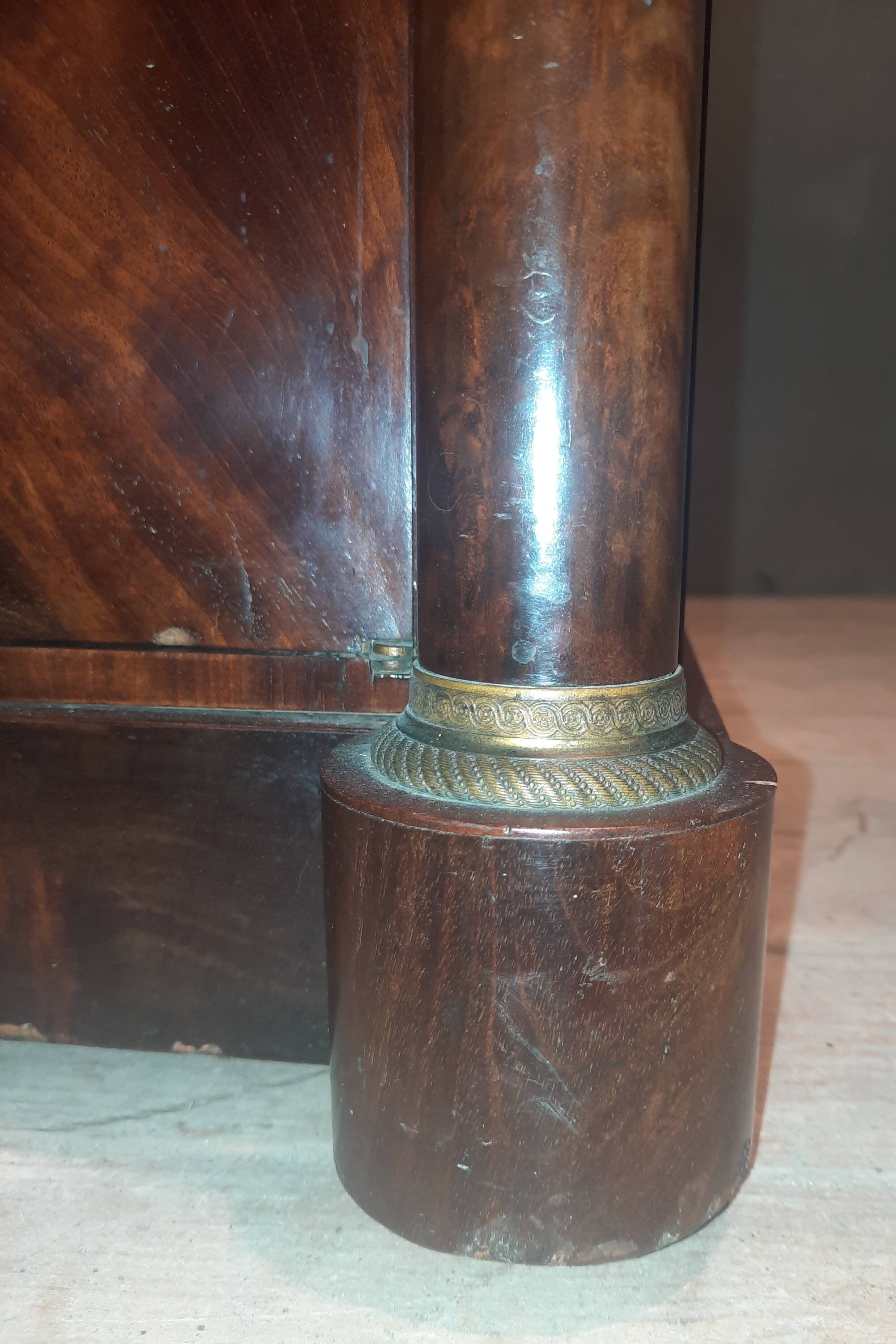 Chevet a colonne d epoque empiré