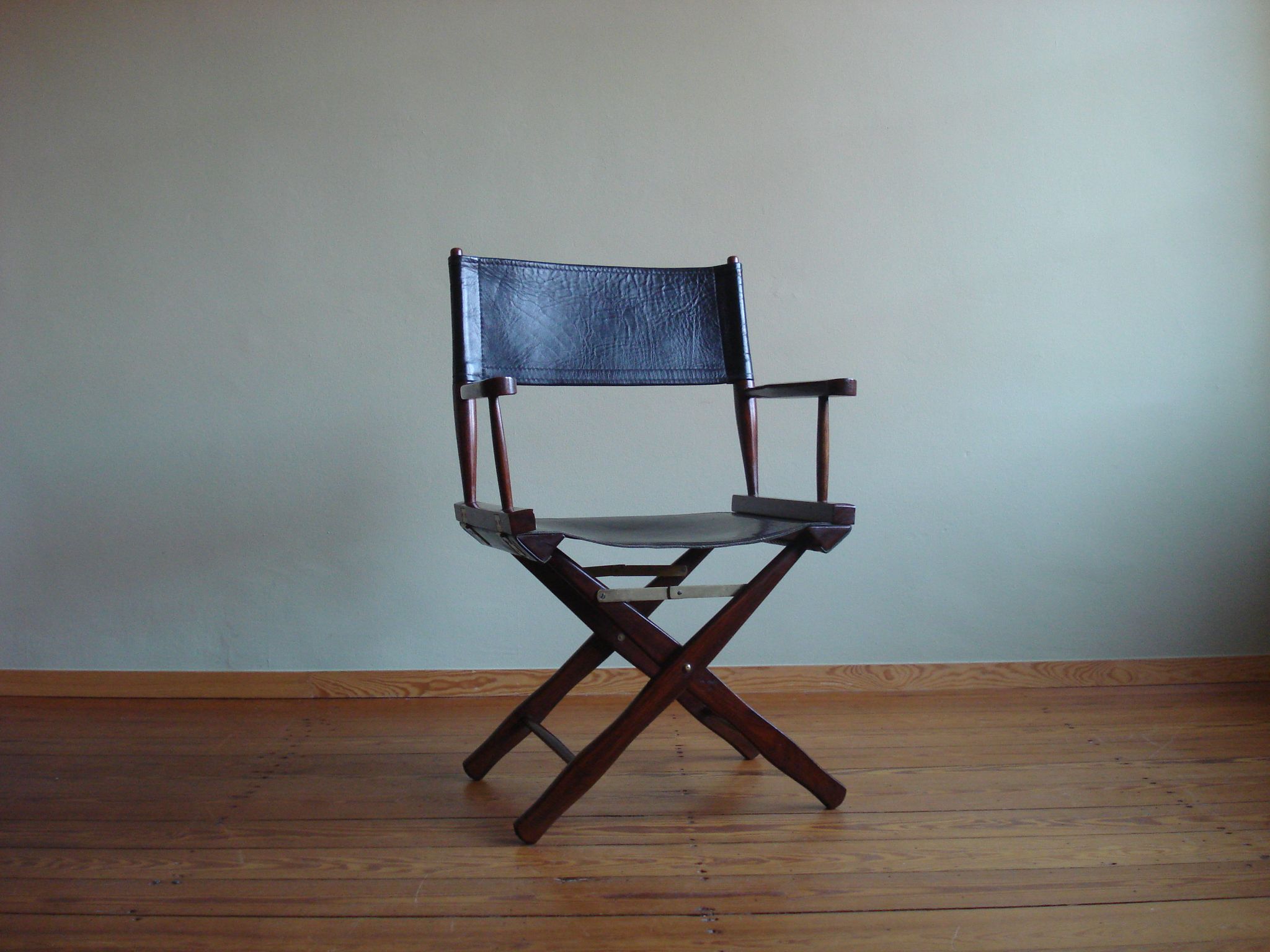 Fauteuil en palissandre par M. Hayat & Bros., Pakistan, années 1970