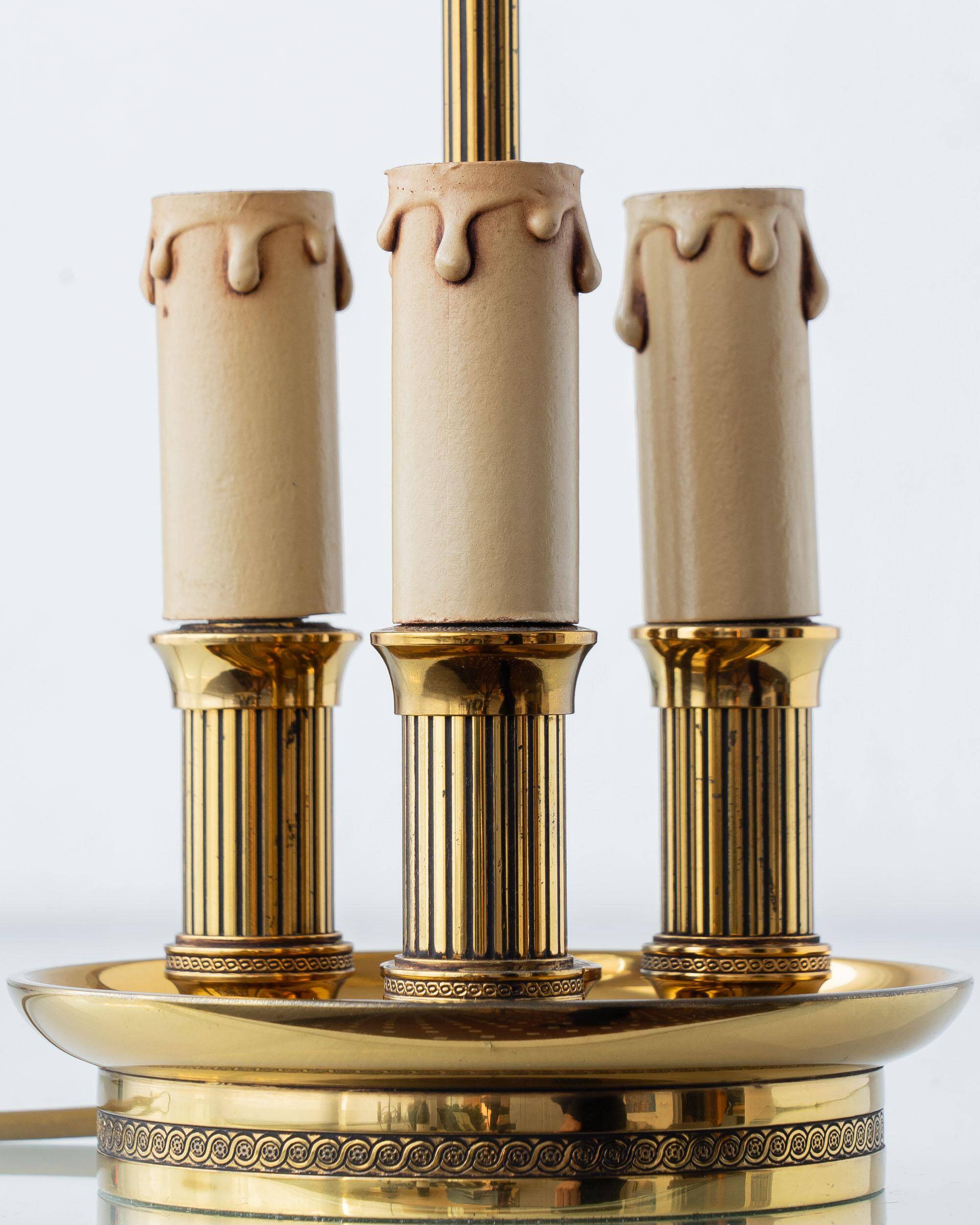 French Empire Bouillotte Lamp with Three Lights in Brass and a Gold-Plated Tin Shade with Laurel Design