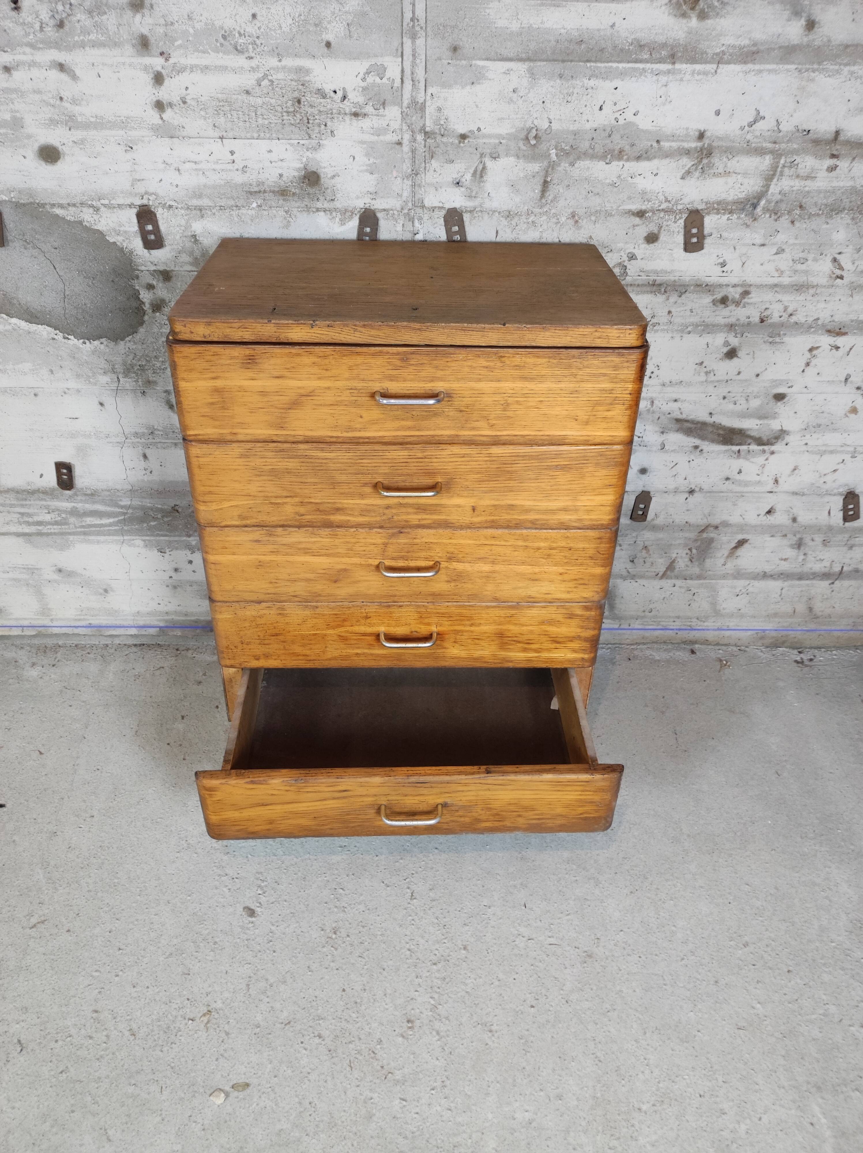 Chiffonnier vintage