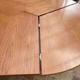 Simat dining table