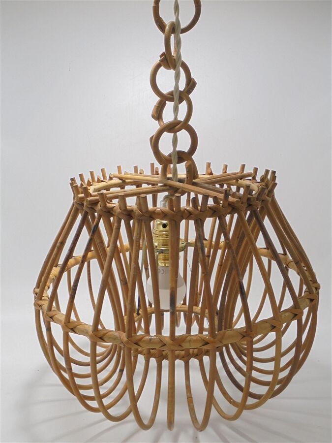 Rattan suspension