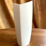 Vintage white porcelain vase AK Kaiser. It is signed Manfred Frey, 1960