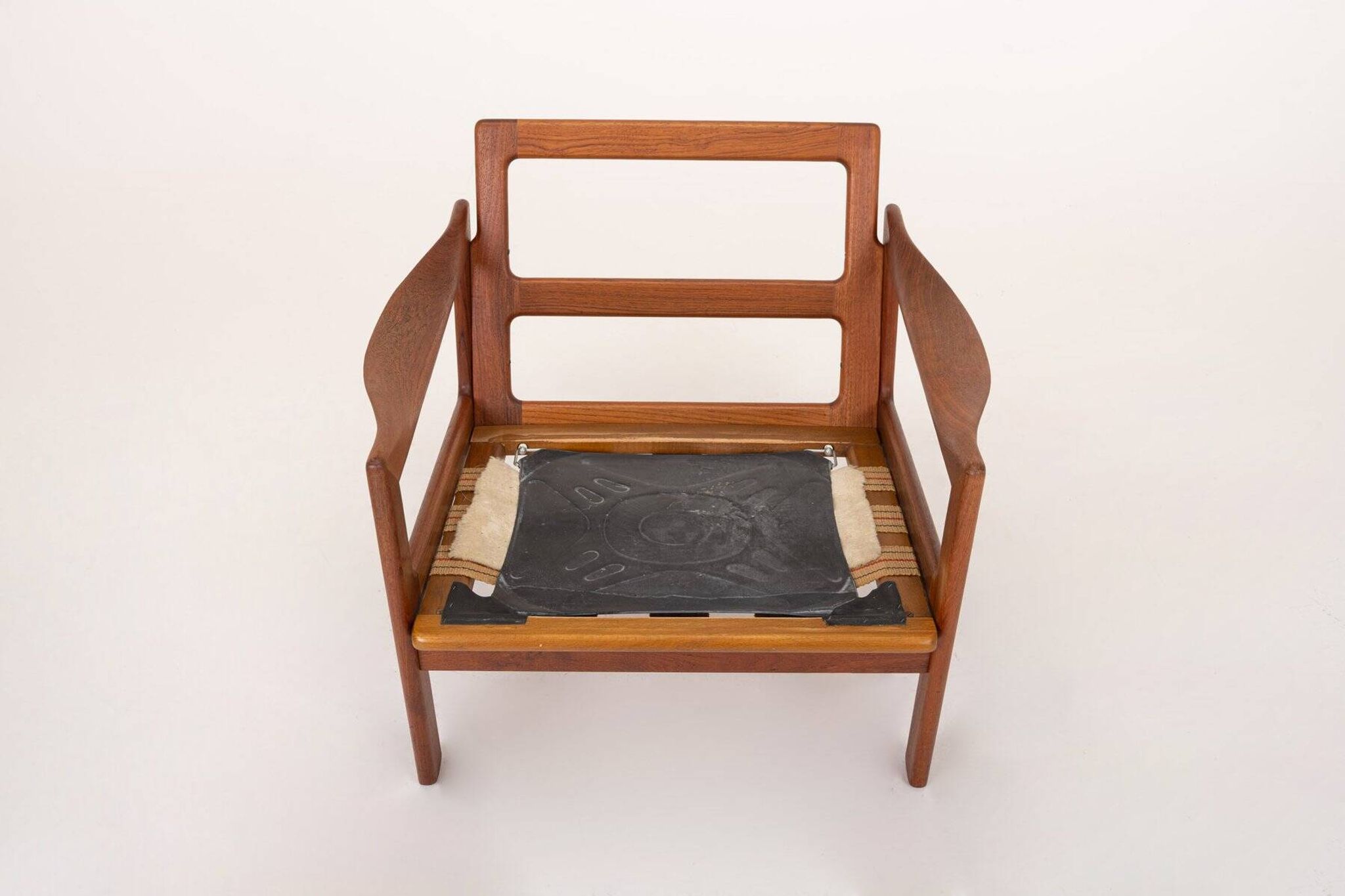 Vintage easy chairs by Illum Wikkelsø for Niels Eilersen, 1960s, set of 2
