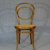 2 Thonet No. 10 chairs, 1870 version, new caning