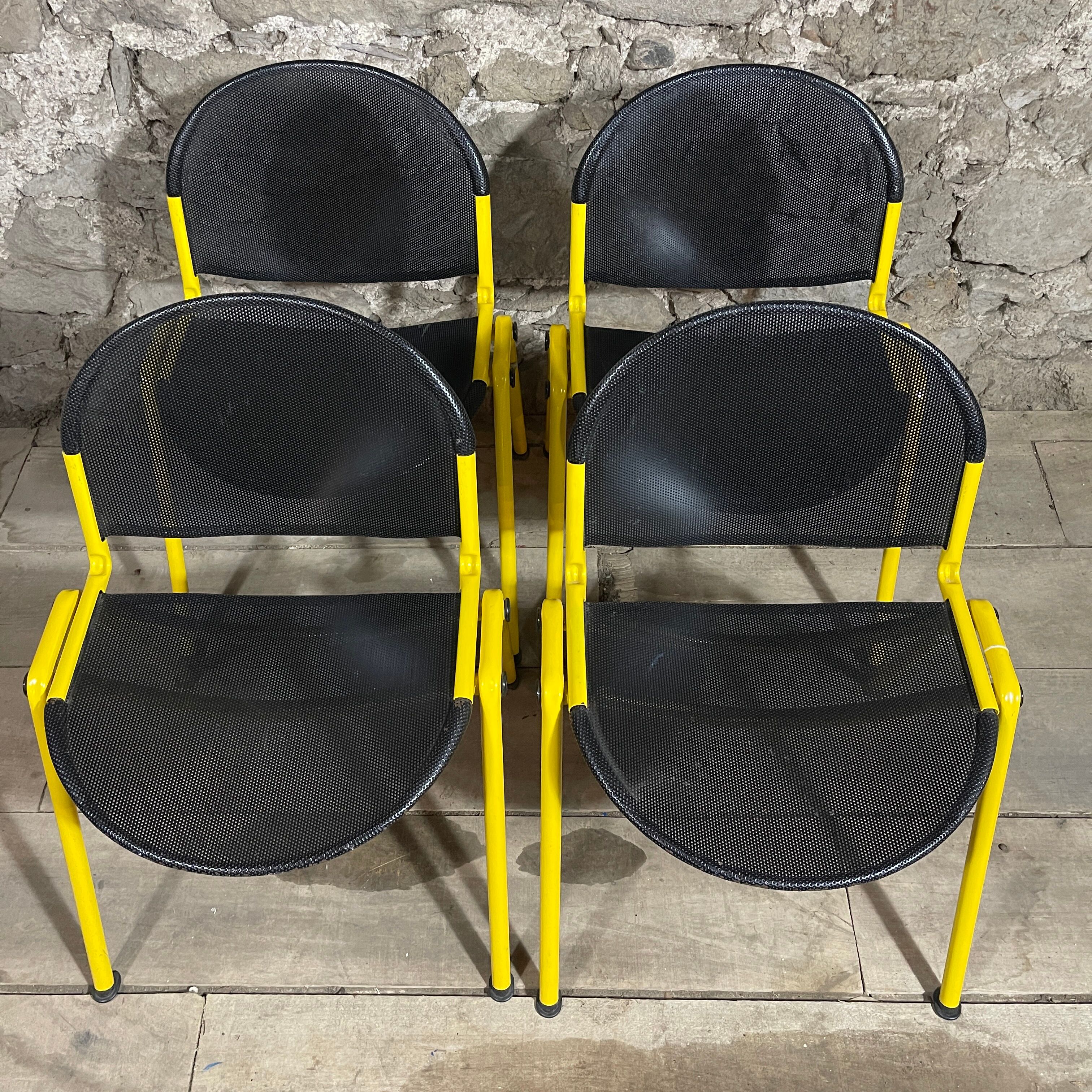 Series of 4 Chairs Lamm Parma