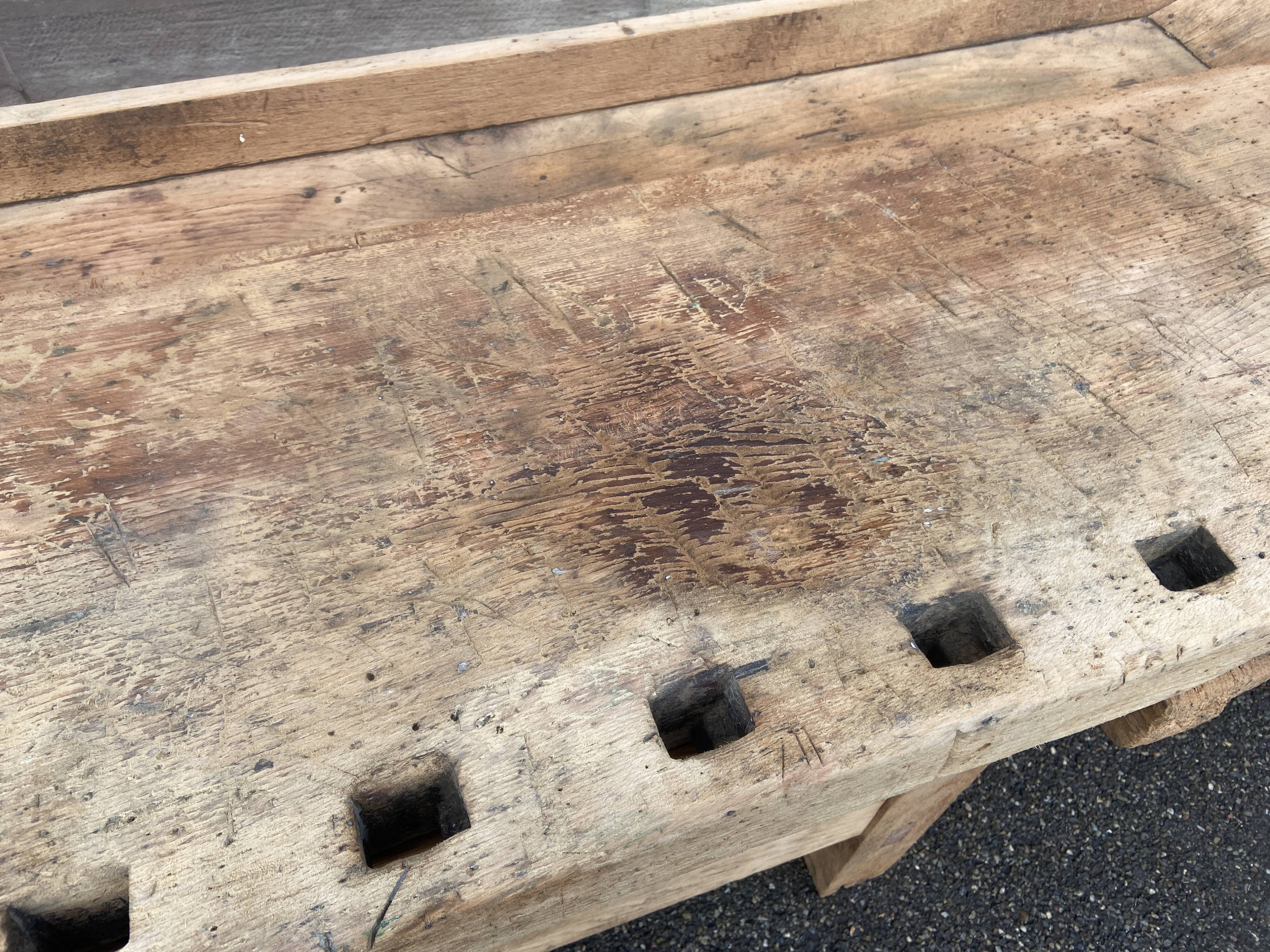 Industrial table carpenter's workbench in raw natural wood vintage bohemian